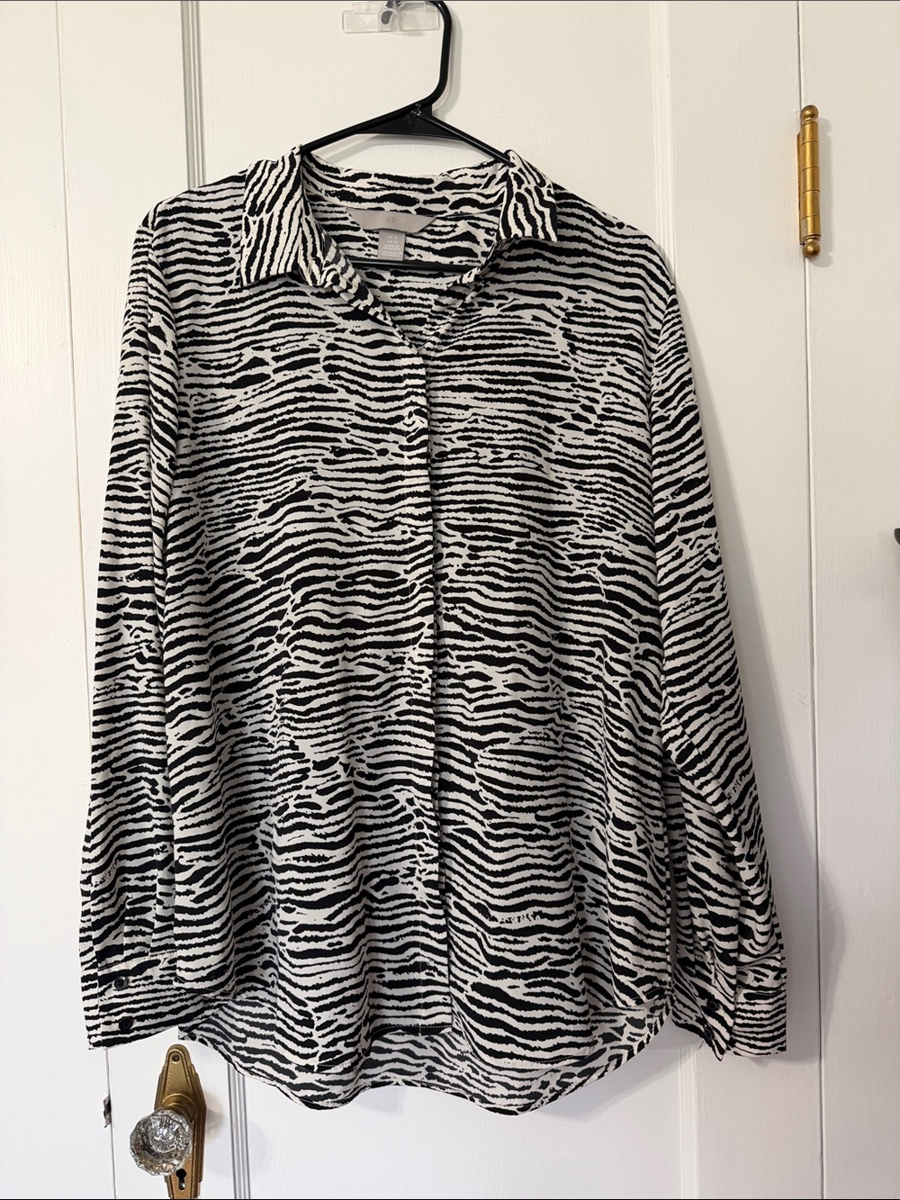 H&M Black and White Zebra Print Button-Up Blouse
